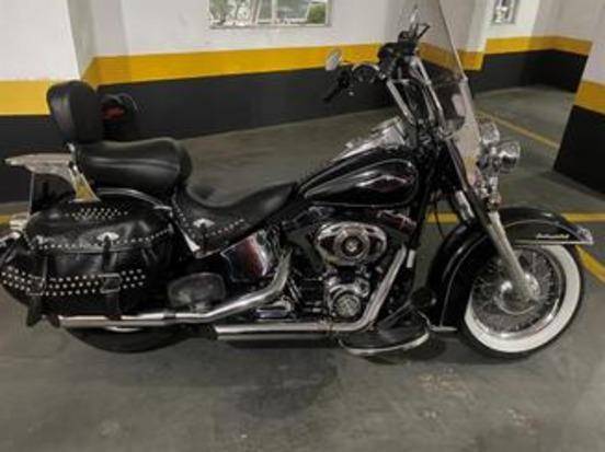 HARLEY-DAVIDSON SOFTAIL HERITAGE CLASSIC 